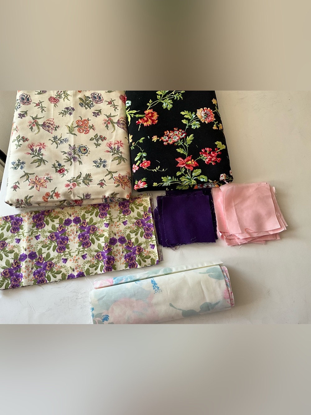Quilting Sewing Crafts Fabric Shabby Chic Country Core Style Floral Red Purple